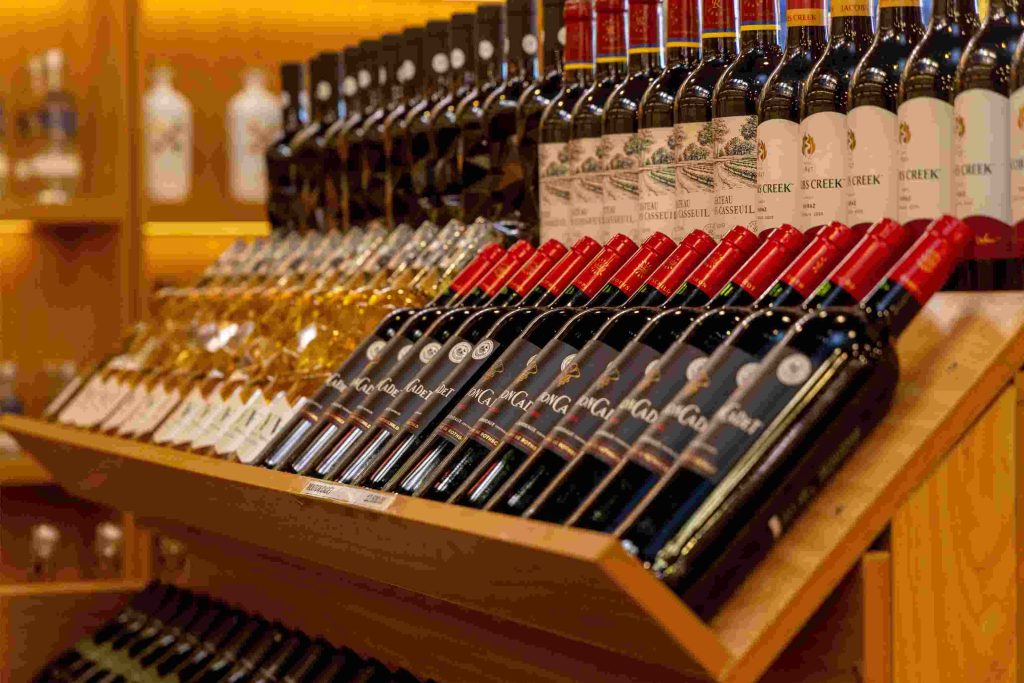 Carte de fidélité caviste : fidélisez vos clients et développez vos ventes de vins