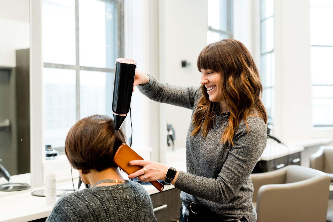 Comment fid&eacute;liser vos clients en salon de coiffure (sans offrir des r&eacute;ductions tout le temps)