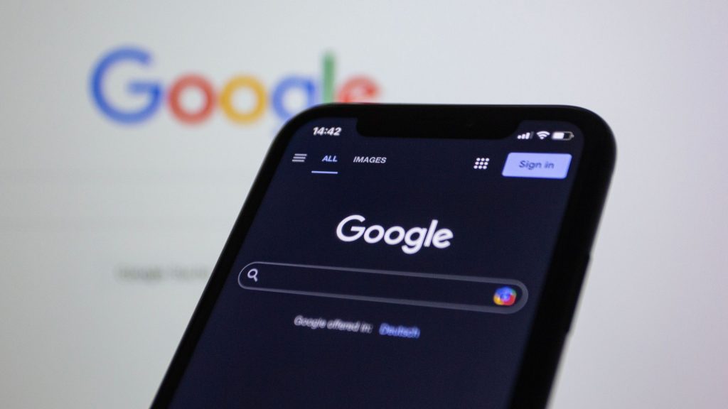 Supprimer un faux avis Google : la marche à suivre